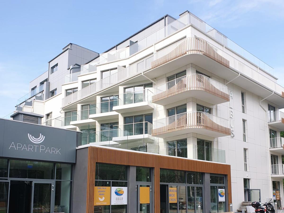 Albus 112 Apartpark 斯维诺乌伊希切 外观 照片